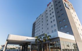ibis Lorena